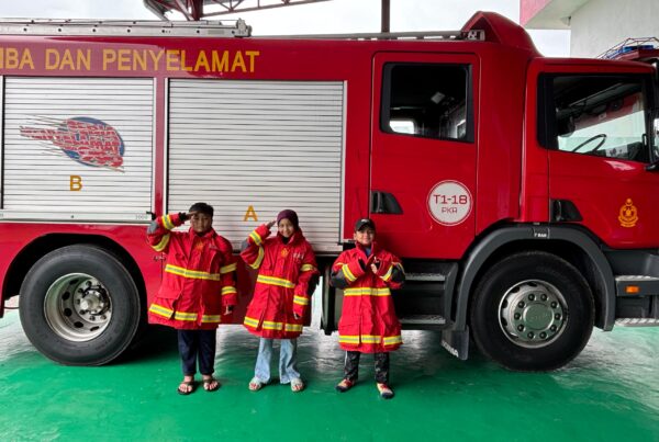 Program Sehari Bersama Bomba
