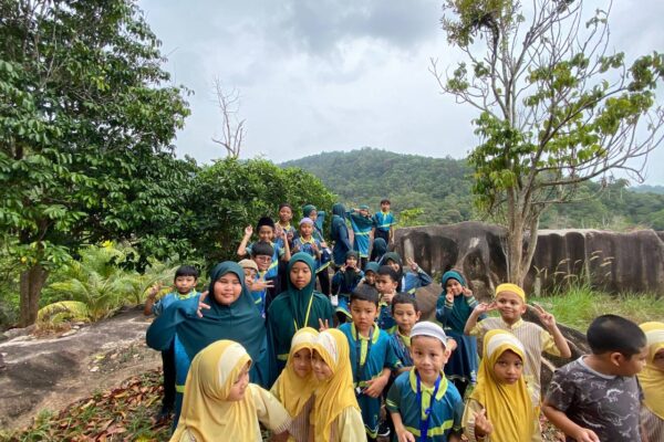 tadikakhalifah-trip