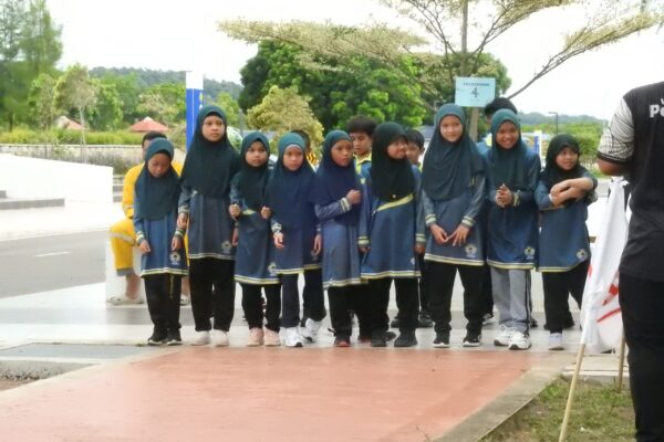 tadikakhalifahcerdik-skis-fun-run (11)