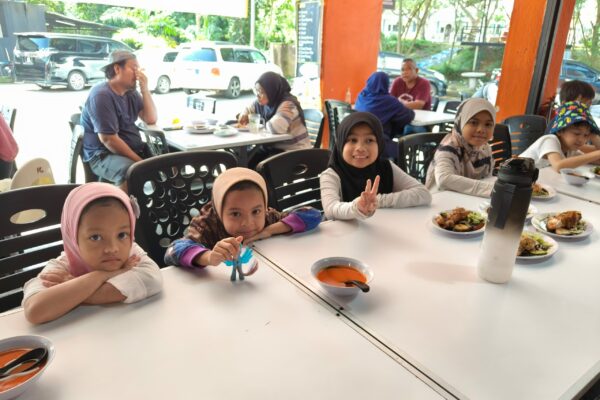 tadikkhalifahcerdik-school