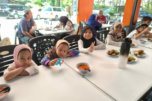 tadikkhalifahcerdik-school-holiday-trip (1)